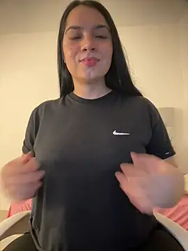  queen sofia online show from March 2025 02:14:02 AM