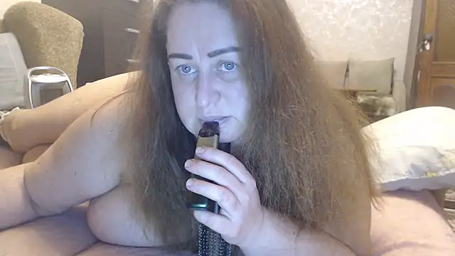 Amy August online show from February 2026 03:55:01 PM