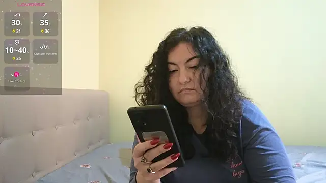 BBW MILF 4U online show from February 2025 03:42:02 PM