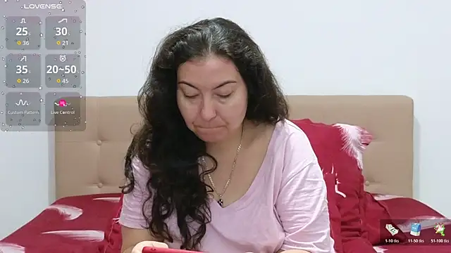 BBW MILF 4U online show from October 2025 07:45:02 AM