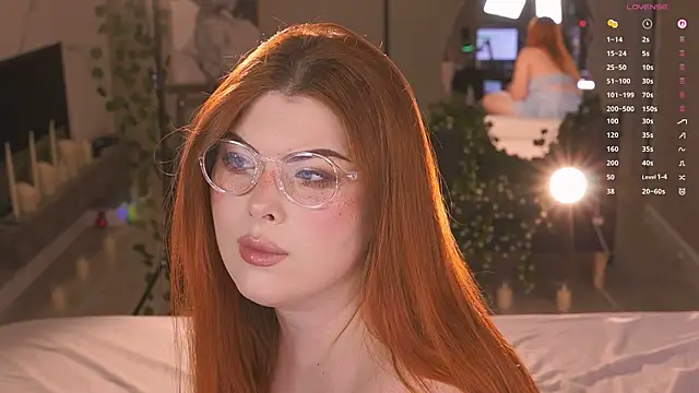 Ffoxyflame online show from March 2026 10:55:01 PM