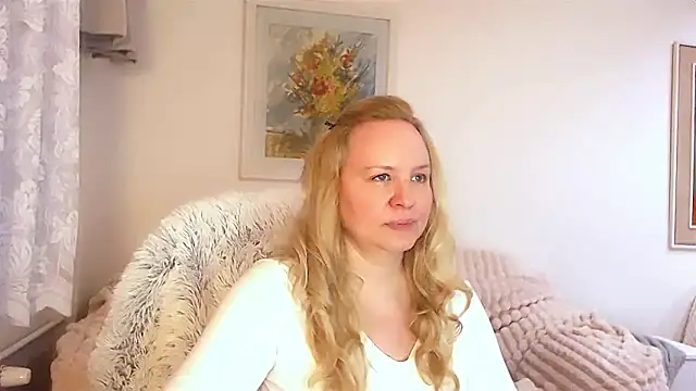 Sarah4you online show from February 2025 09:37:02 PM