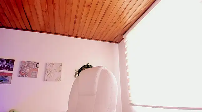 Snapshot of kinky_rider chatting on December 2024 08:16:01 PM kinky rider online show from December 2024 08:16:01 PM