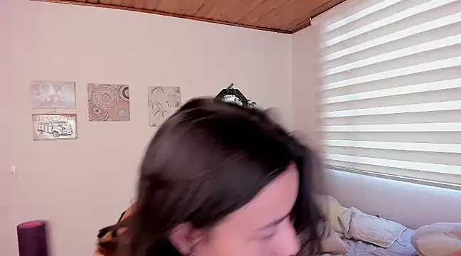 Snapshot of kinky_rider chatting on February 2025 10:55:01 PM kinky rider online show from February 2025 10:55:01 PM