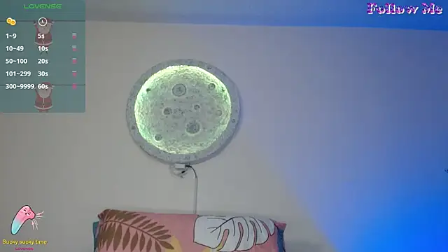 Snapshot of girl_intense444 chatting on January 2025 02:13:02 PM girl intense444 online show from January 2025 02:13:02 PM