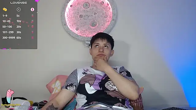 Snapshot of girl_intense444 chatting on January 2025 06:45:02 PM girl intense444 online show from January 2025 06:45:02 PM