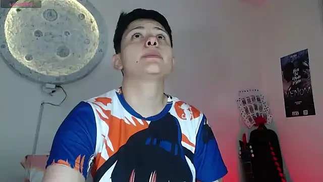 Snapshot of girl_intense444 chatting on February 2025 01:30:01 PM girl intense444 online show from February 2025 01:30:01 PM