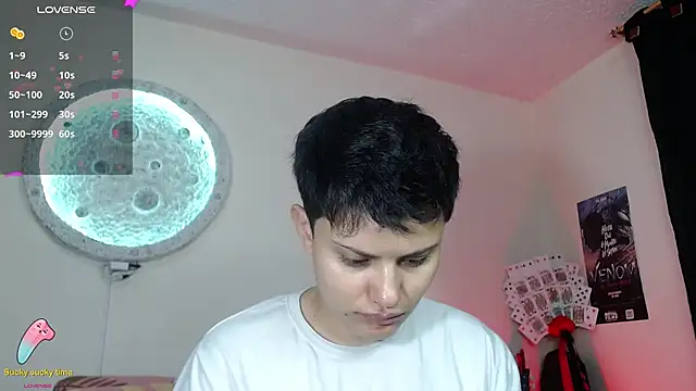 Snapshot of girl_intense444 chatting on February 2025 01:21:02 PM girl intense444 online show from February 2025 01:21:02 PM