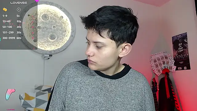 Snapshot of girl_intense444 chatting on February 2025 01:11:02 PM girl intense444 online show from February 2025 01:11:02 PM