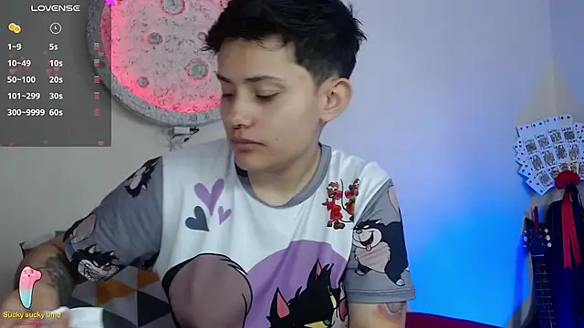 Snapshot of girl_intense444 chatting on February 2025 01:21:02 PM girl intense444 online show from February 2025 01:21:02 PM