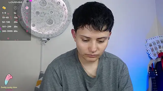 Snapshot of girl_intense444 chatting on February 2025 10:42:02 PM girl intense444 online show from February 2025 10:42:02 PM