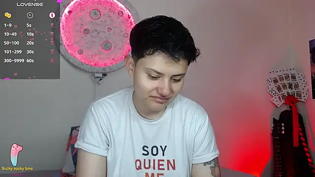 Snapshot of girl_intense444 chatting on March 2025 01:40:02 PM girl intense444 online show from March 2025 01:40:02 PM