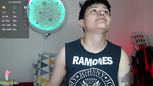 Snapshot of girl_intense444 chatting on March 2025 04:15:01 PM girl intense444 online show from March 2025 04:15:01 PM