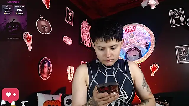 Snapshot of girl_intense444 chatting on October 2025 12:39:02 PM girl intense444 online show from October 2025 12:39:02 PM