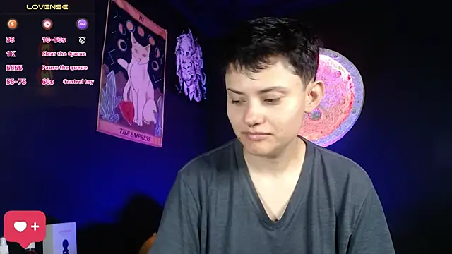 Snapshot of girl_intense444 chatting on November 2025 01:04:02 PM girl intense444 online show from November 2025 01:04:02 PM