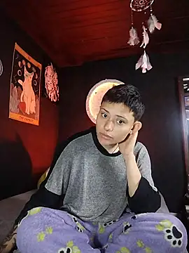 girl intense444 online show from July 2026 01:26:01 PM