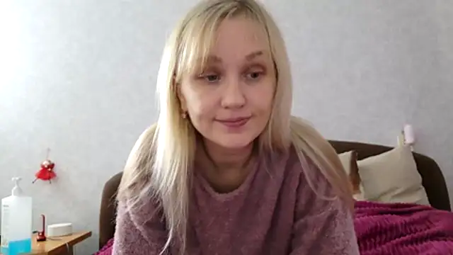 ModelEva online show from October 2025 09:32:01 AM