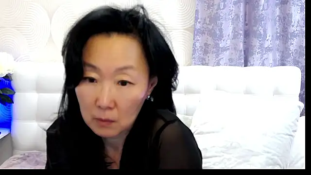 Asian legs online show from February 2025 12:28:01 PM