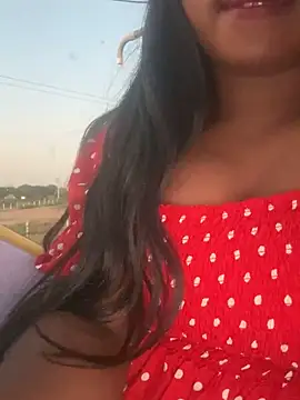 Dhiyapink online show from February 2025 01:18:02 PM