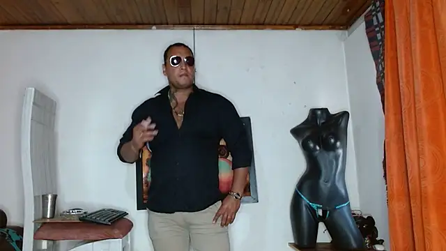 hardrock982 online show from December 2024 02:27:01 PM