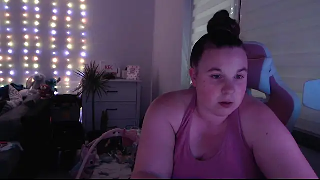 AureliaWinter online show from August 2026 11:35:01 AM