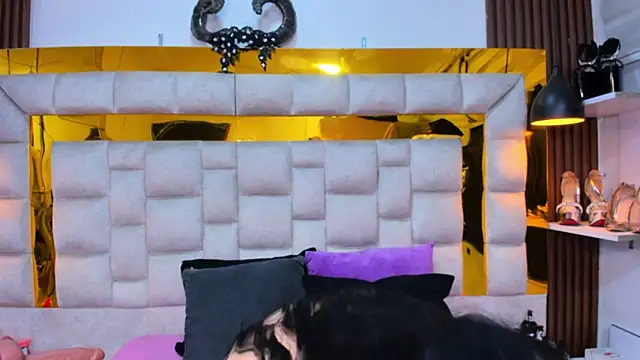 bigass monic online show from January 2025 03:50:02 AM