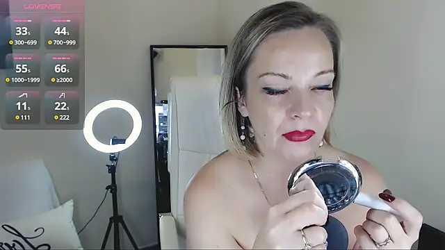 Tilly Eliot online show from February 2025 09:23:02 PM