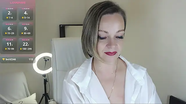 Tilly Eliot online show from February 2025 10:59:02 PM