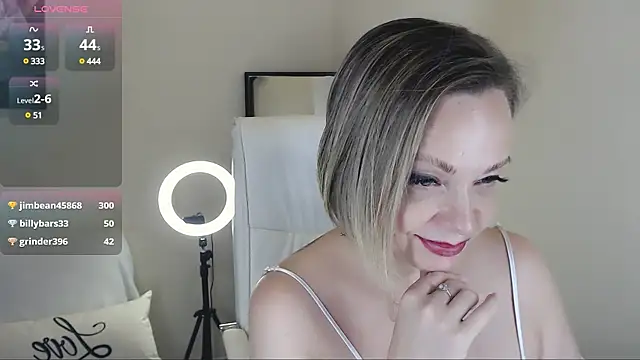 Tilly Eliot online show from March 2025 12:38:01 AM