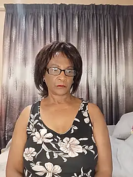 Snapshot of Hotgrannyx chatting on May 2026 03:52:02 PM Hotgrannyx online show from May 2026 03:52:02 PM