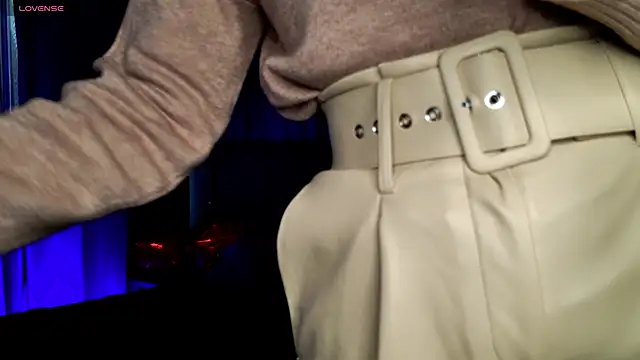 SofiaFoster  online show from February 2025 01:50:01 PM