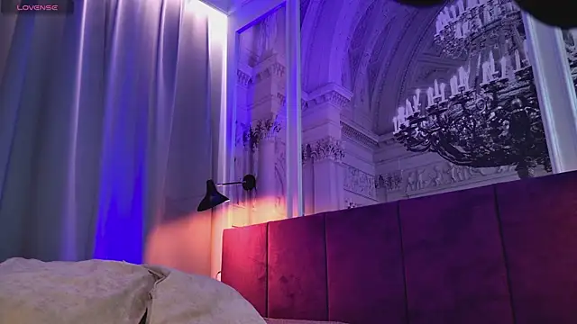 SofiaFoster  online show from February 2025 06:04:01 PM