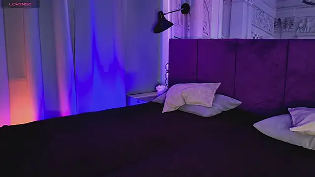 SofiaFoster  online show from February 2025 05:17:02 PM