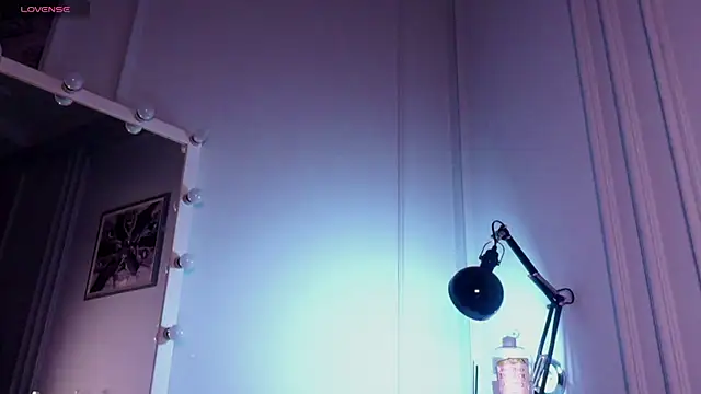 SofiaFoster  online show from March 2025 10:17:01 PM