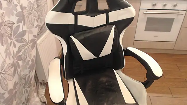 Mandarin4ks online show from October 2025 10:09:01 PM