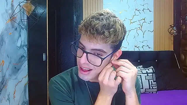 angel sexyevil online show from January 2026 12:18:02 PM