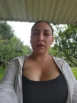 VickyHoult online show from July 2026 09:43:02 PM