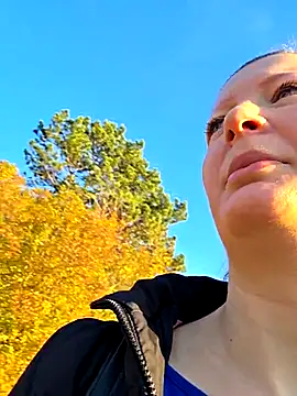 Analimado18 online show from November 2025 02:41:01 PM