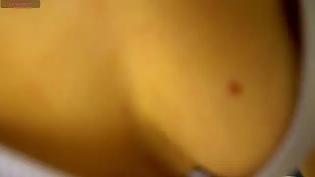 Danielle Thomas online show from December 2025 02:17:02 AM