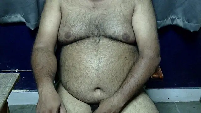 Snapshot of hairysubcub_70 chatting on June 2026 06:07:02 PM hairysubcub 70 online show from June 2026 06:07:02 PM