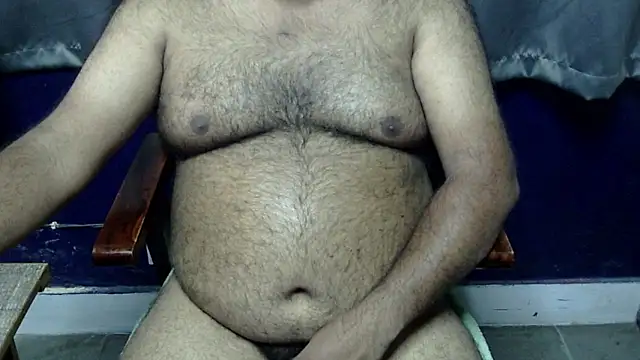 Snapshot of hairysubcub_70 chatting on June 2026 04:32:02 AM hairysubcub 70 online show from June 2026 04:32:02 AM