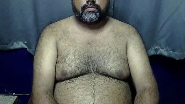 Snapshot of hairysubcub_70 chatting on July 2026 05:18:02 PM hairysubcub 70 online show from July 2026 05:18:02 PM