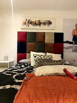 sexyTHANDO online show from October 2025 08:15:02 PM