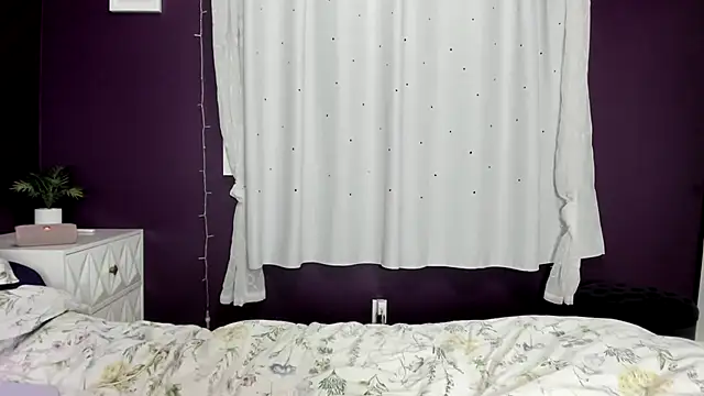 Snapshot of bossbratbimbo chatting on February 2025 05:20:02 AM bossbratbimbo online show from February 2025 05:20:02 AM