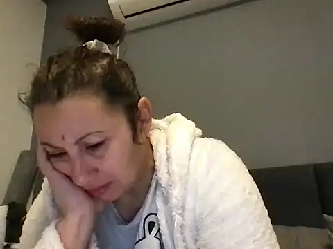 maryxex28 online show from November 2025 05:08:02 AM