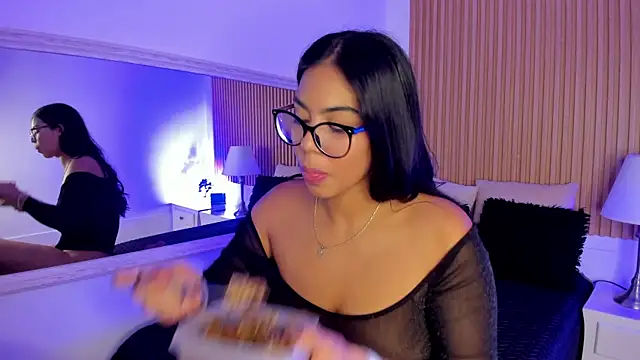 GenesisRuiz online show from March 2025 07:35:02 PM