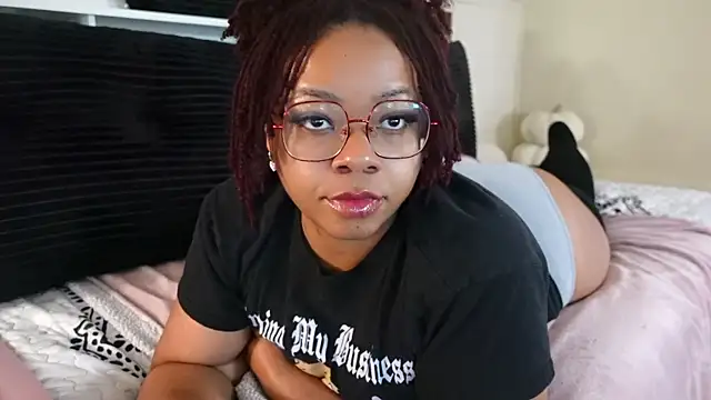 -khayaparker online show from November 2025 05:46:02 PM