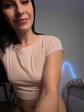 OIivia online show from March 2025 09:37:01 PM