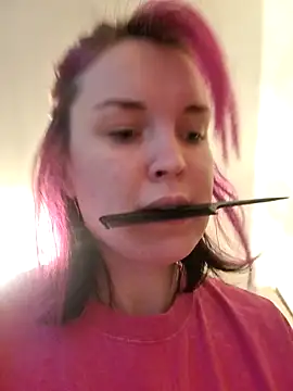 LazyTanukii online show from December 2024 04:21:01 AM