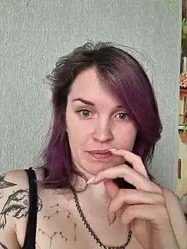 LazyTanukii online show from March 2025 12:06:02 PM